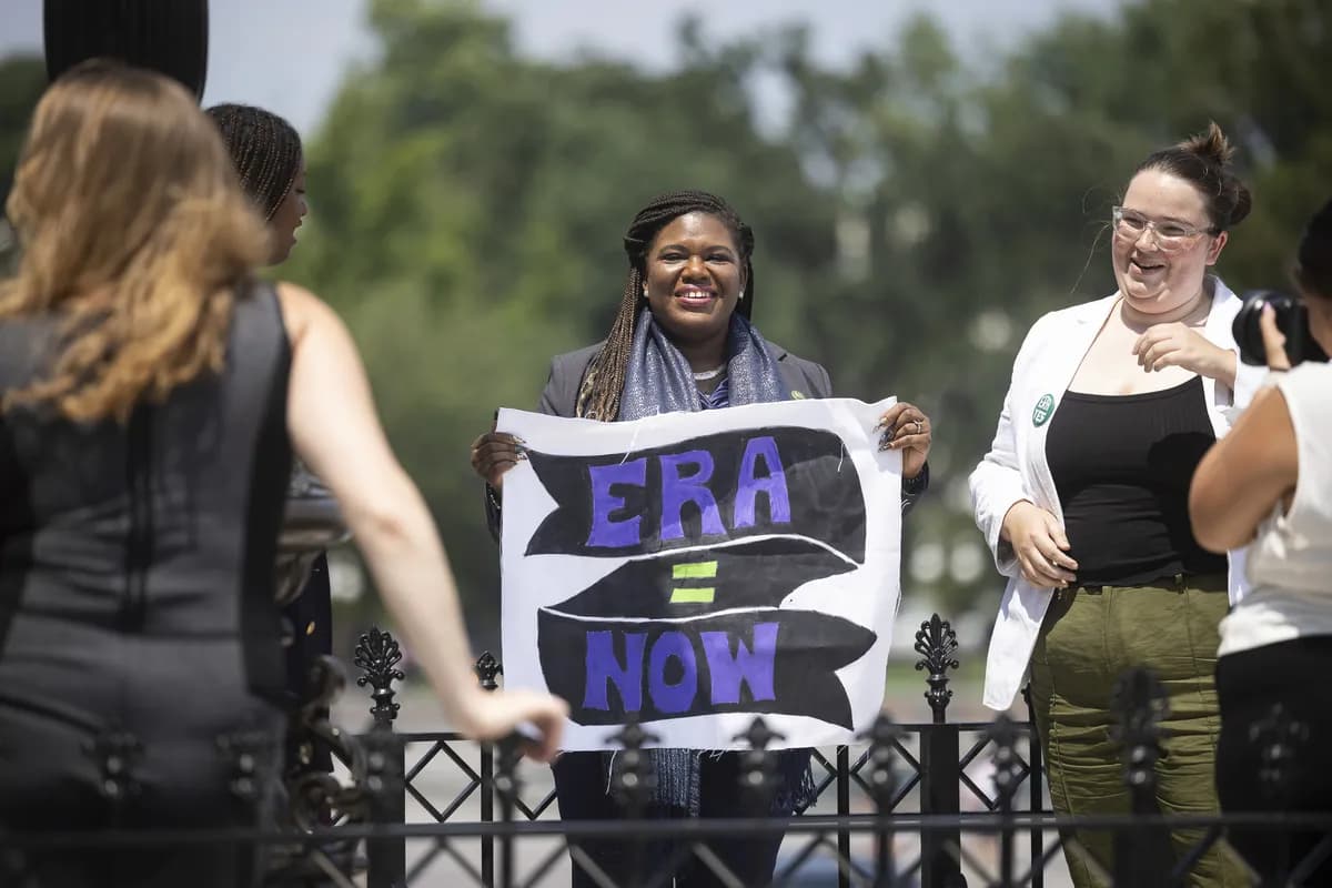 코리 부시, 2026년 하원 재도전 선언...AIPAC과 재대결 예고