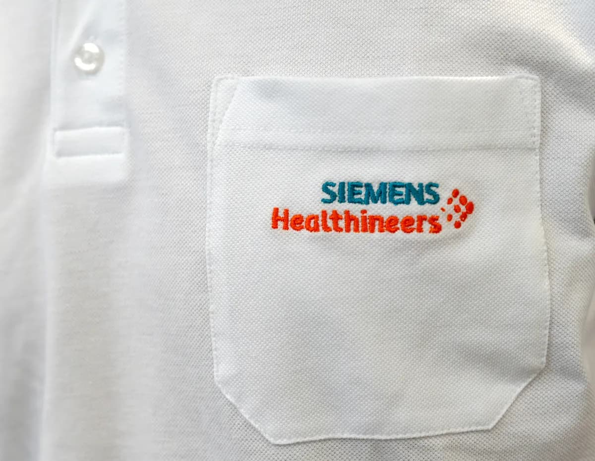 Siemens plans shareholder vote on Siemens Healthineers stake spin-off in February 2027