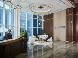 호르무즈 봉쇄에 AD 포츠, UAE 사상 최대 물류 재배치