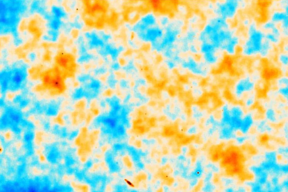 수억 광년 너머에서도 뉴턴·아인슈타인은 옳았다