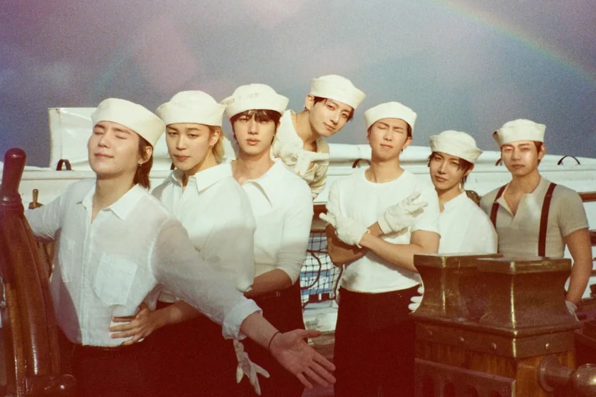 BTS '아리랑', 빌보드 200 1위 데뷔…10년 만에 그룹 최대 판매량 기록