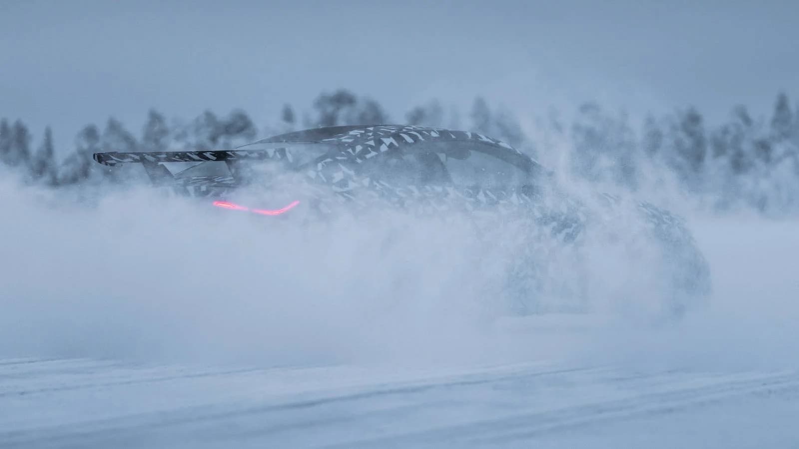 메르세데스 신형 G클래스 카브리올레와 전기 GT 63