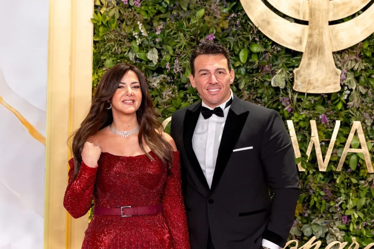 دنيا سمير غانم: 트로피보다 소중한 '부모님의 존재'