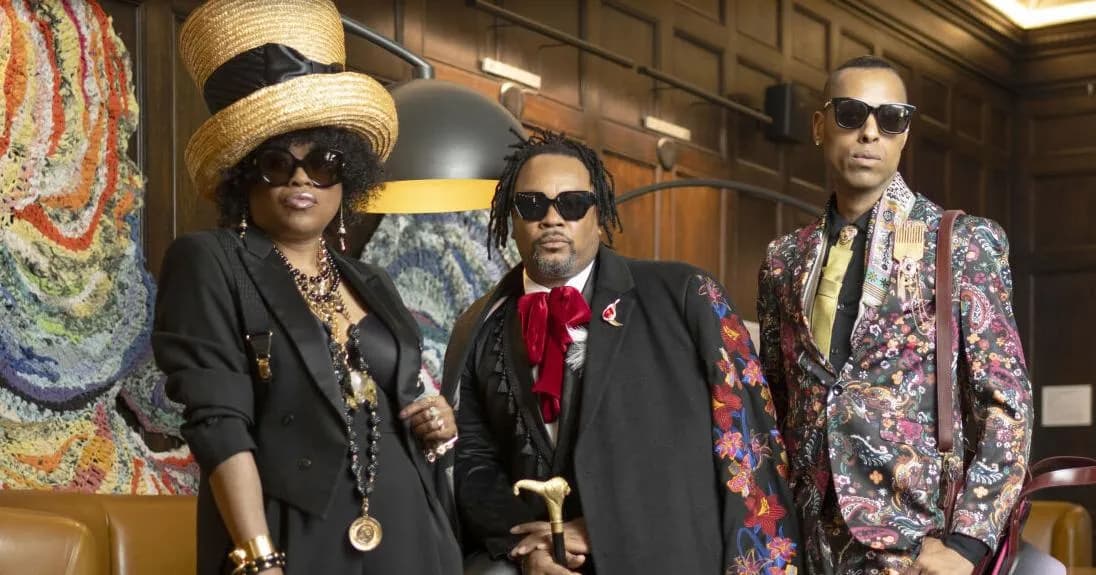 세인트루이스, 블랙 댄디즘으로 패션과 정체성을 재정의하다