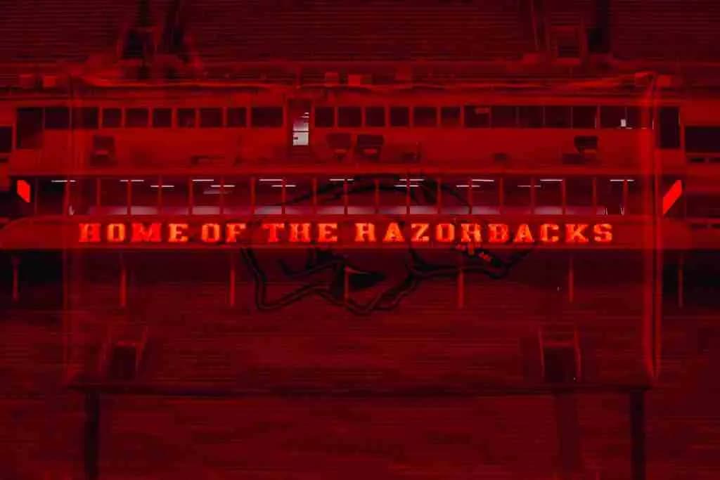 아칸소, 노트르담전 앞두고 3일간 '우 피그 위켄드' 축제 개최