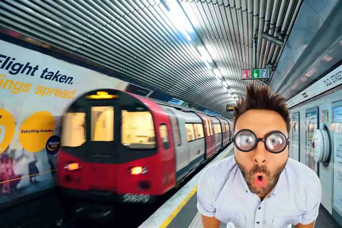 영국 기차역이 무료 미술관으로 변신한 이유