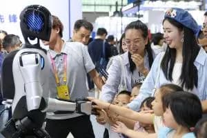 중국 AI 기업 5300개 돌파, 글로벌 시장의 15% 차지