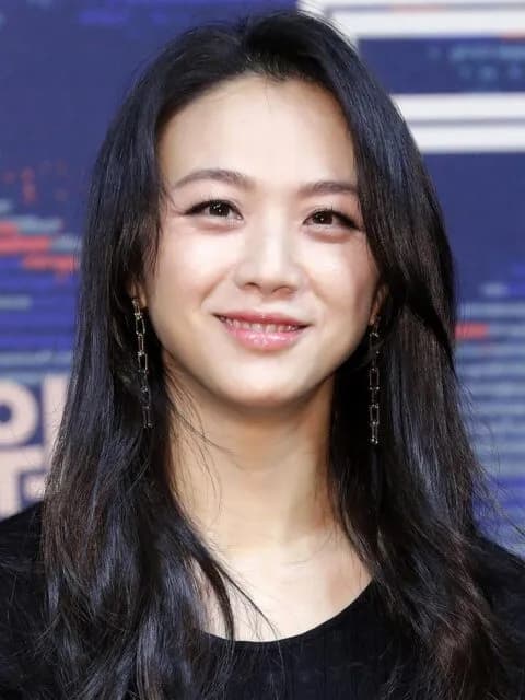 탕웨이 둘째 임신설, 베이징 행사 목격담에 팬들 우려