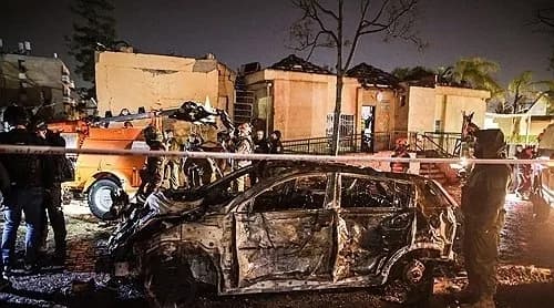 트럼프, 이란에 48시간 최후통첩...호르무즈 해협 재개방 요구