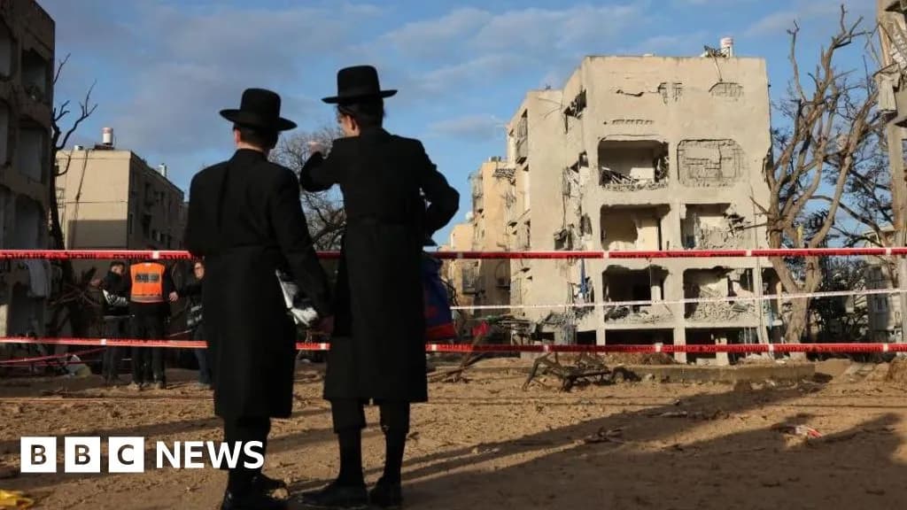 이란 탄도미사일, 이스라엘 방어망 뚫고 160명 부상