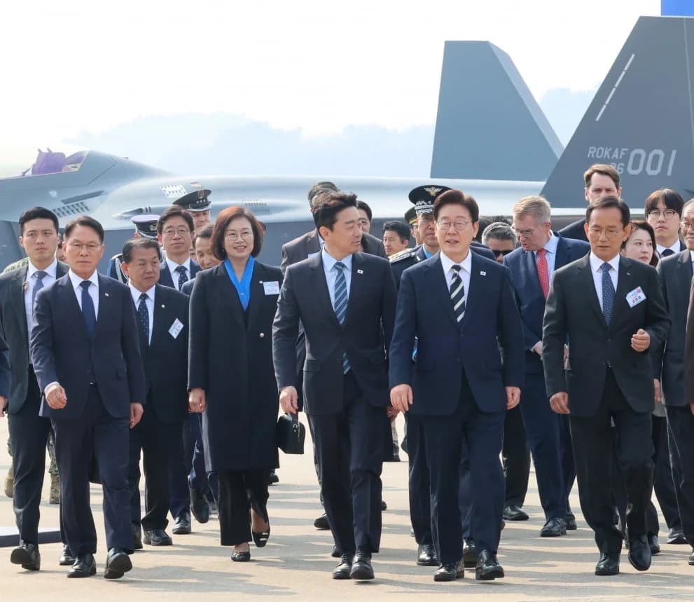 이재명 대통령, KF-21 양산 1호기 출고식 참석…'한국형 전투기' 본격 양산 시작
