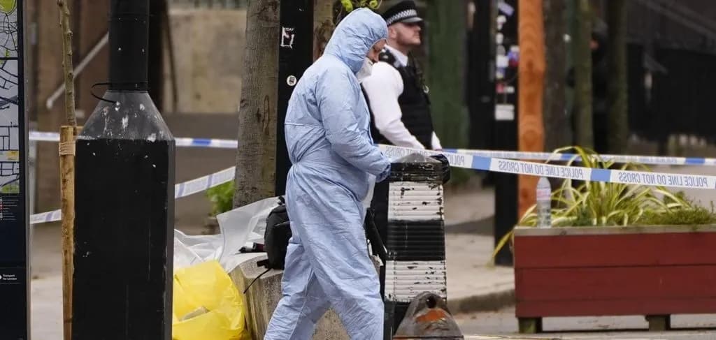 런던 유스턴역 인근에서 26세 남성 차량 안에서 총격 사망