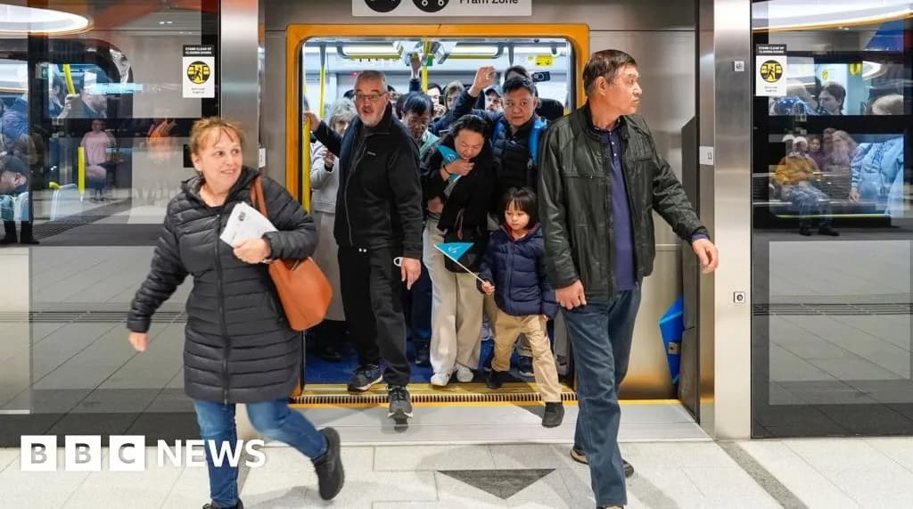 호주 2개 주, 이란 전쟁 여파 유가 급등에 대중교통 무료화 단행